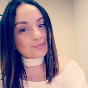 Meet your Posher, Lorena